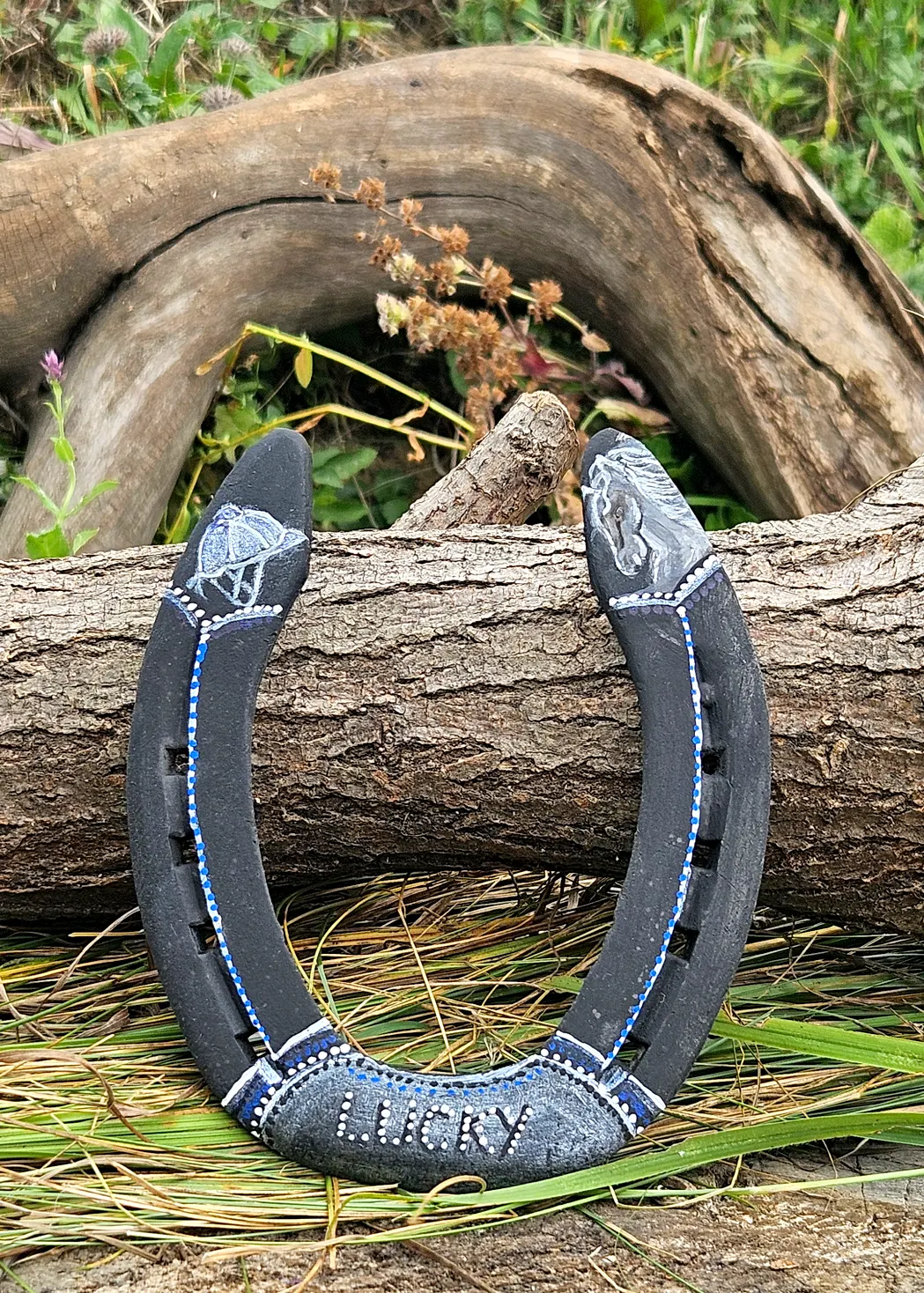 horseshoe lucky